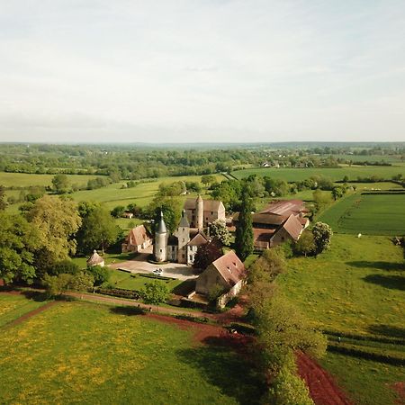 Chateau De Clusors Saint-Menoux Екстер'єр фото